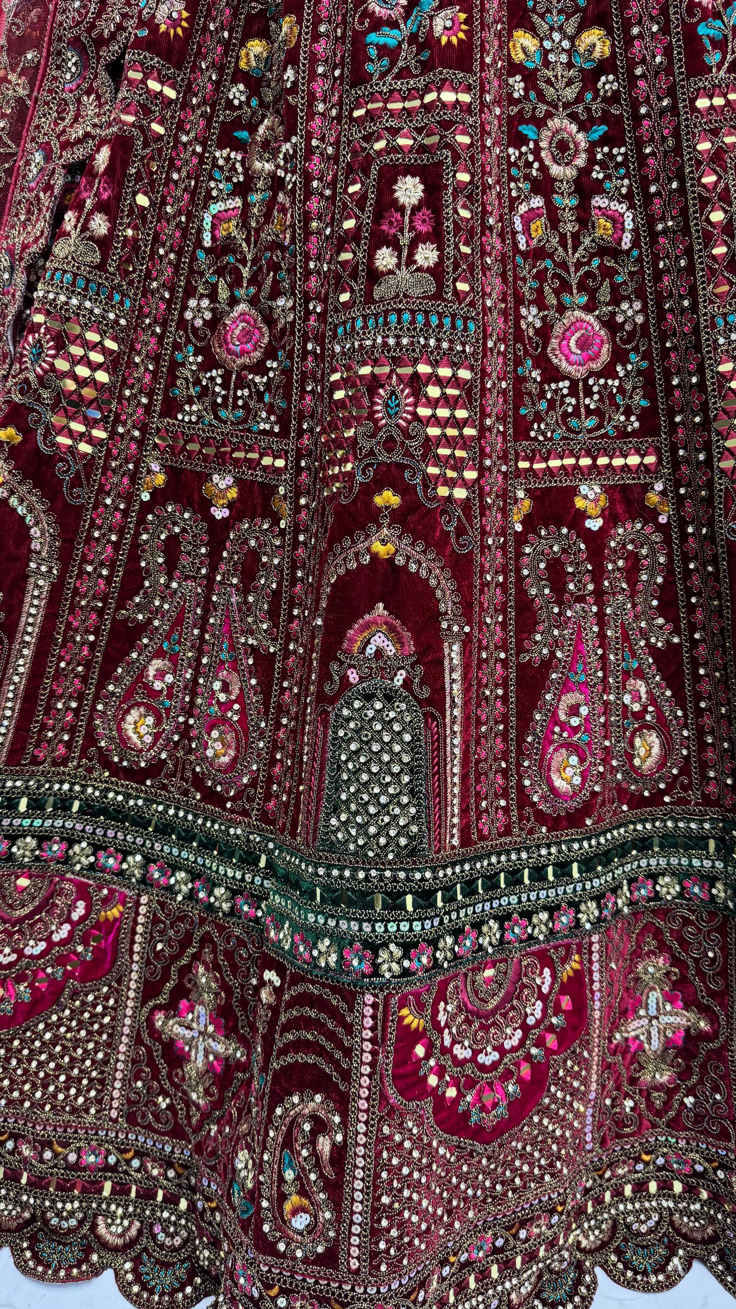 Gracious Heavy Dupatta And Hand Mirror Crafted Bridal Lehenga Choli 